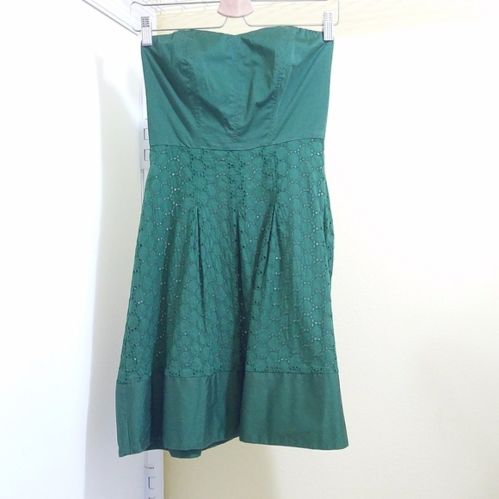 Strapless‎ Green Eyelet Mini Dress - Size 2
